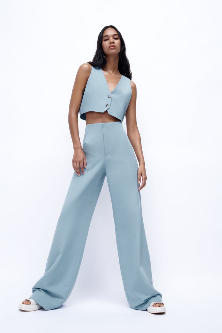 Semmy | Lichtblauwe Tweedelige Set Gilet Met Broek