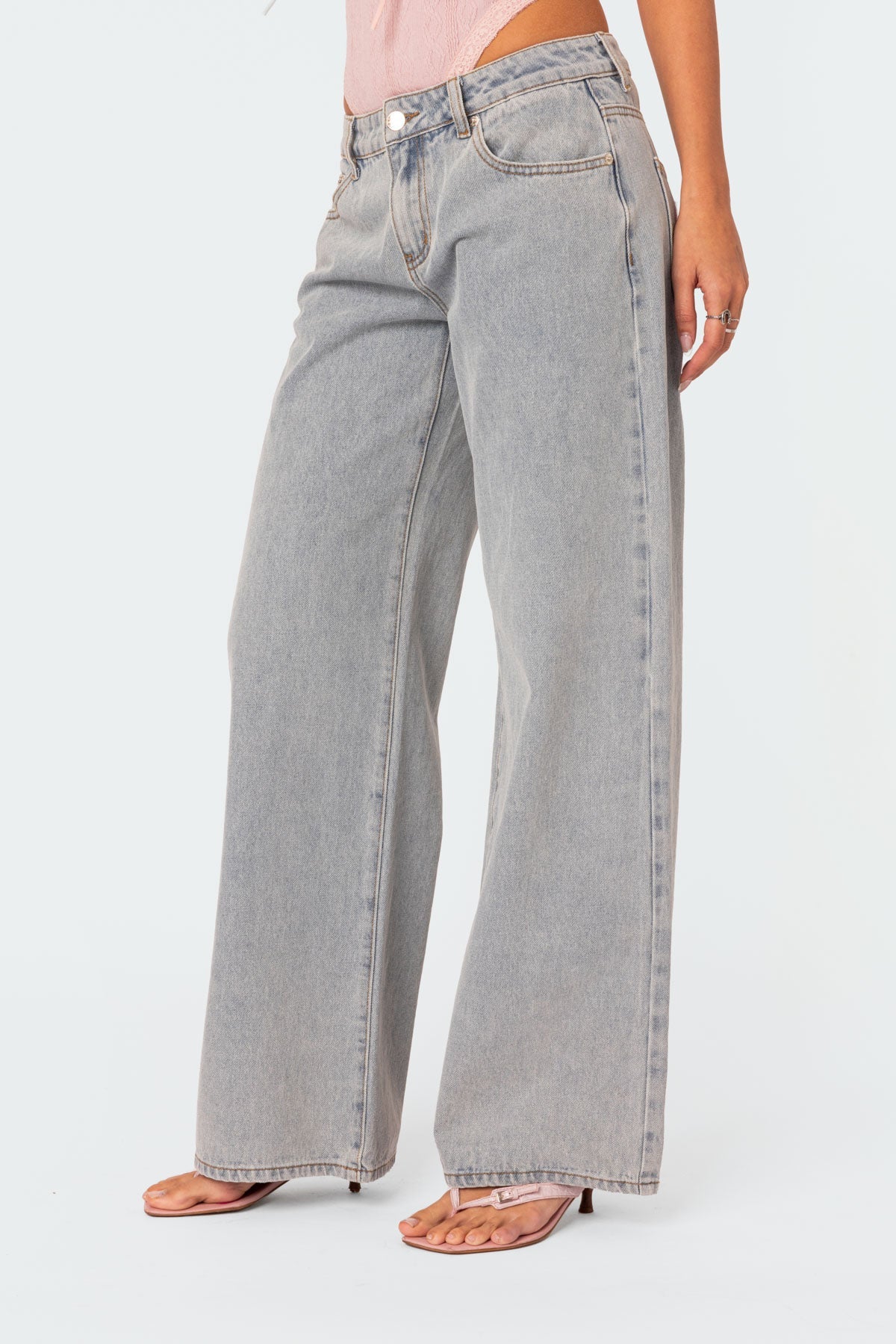 Florine | Oversized Jeans Met Strikjes Op Achterzak