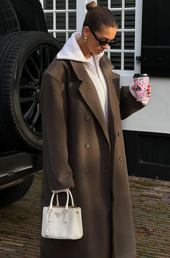Camille | Bruine Lange Manteljas