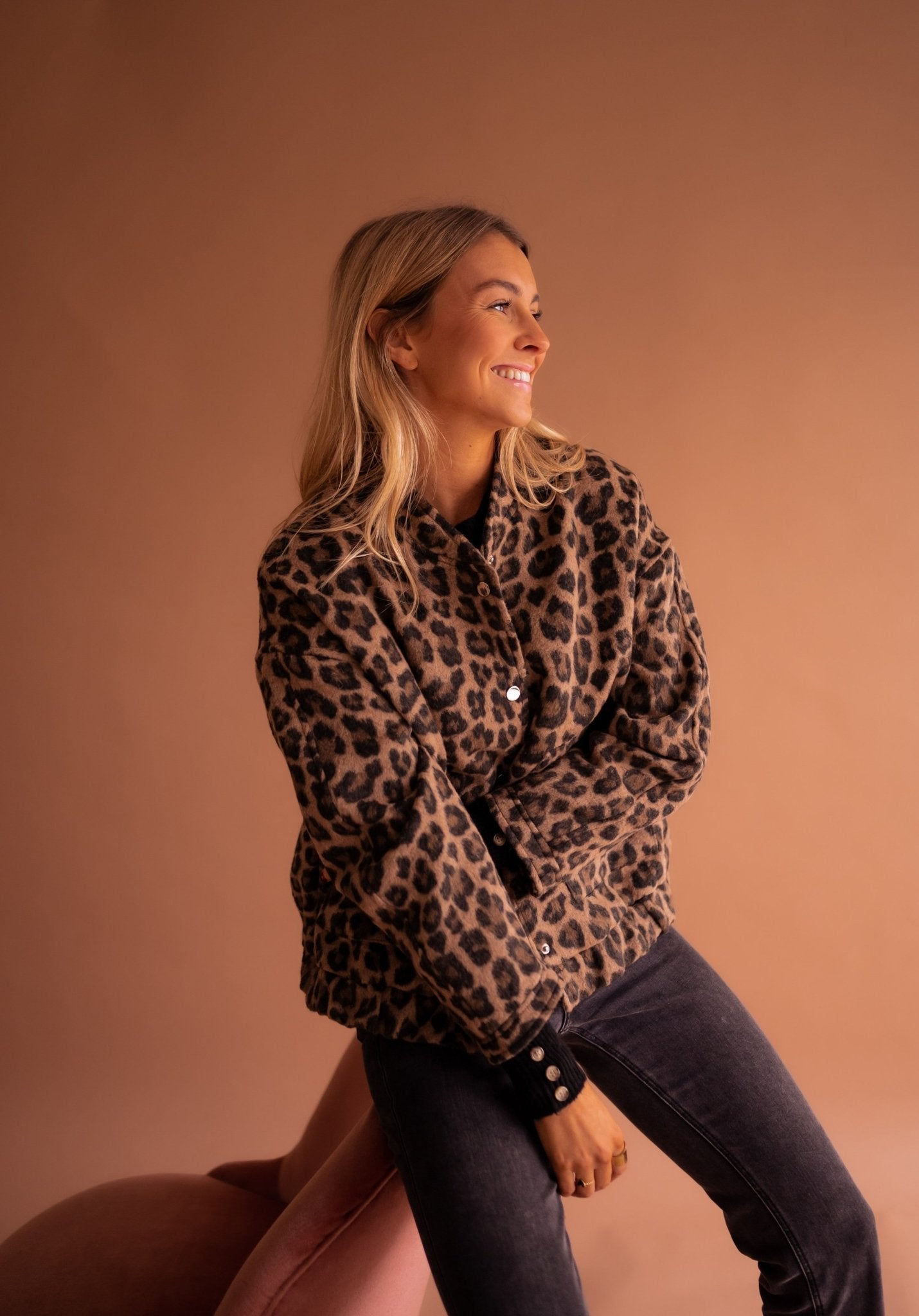 Élodie | Bomberjack Met Luipaard Print
