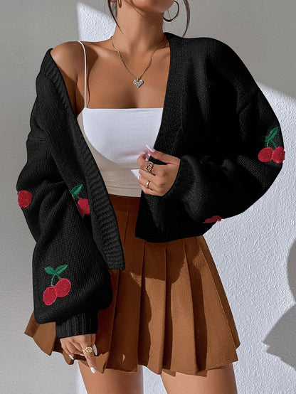 Cherry | Dames Gebreid  Vest Met Kers Borduursel