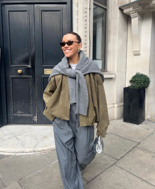 Lisanne | De Virale Khaki Suede Jas