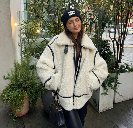 Marie-Claire | Zachte Witte Teddyjas Met Zwarte Details