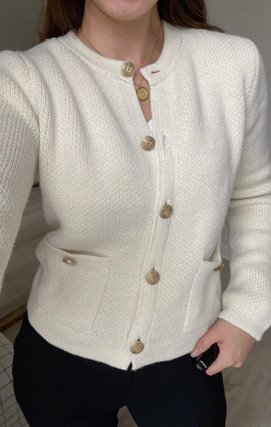 Carlyn | Vest Met Goude Knopen
