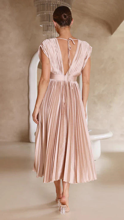 Noor | Elegante Plissé Midi Jurk met Open Rug