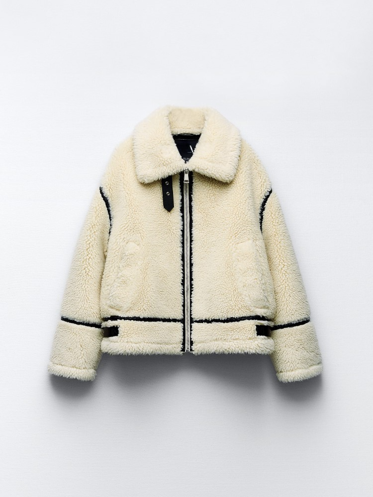 Marie-Claire | Zachte Witte Teddyjas Met Zwarte Details