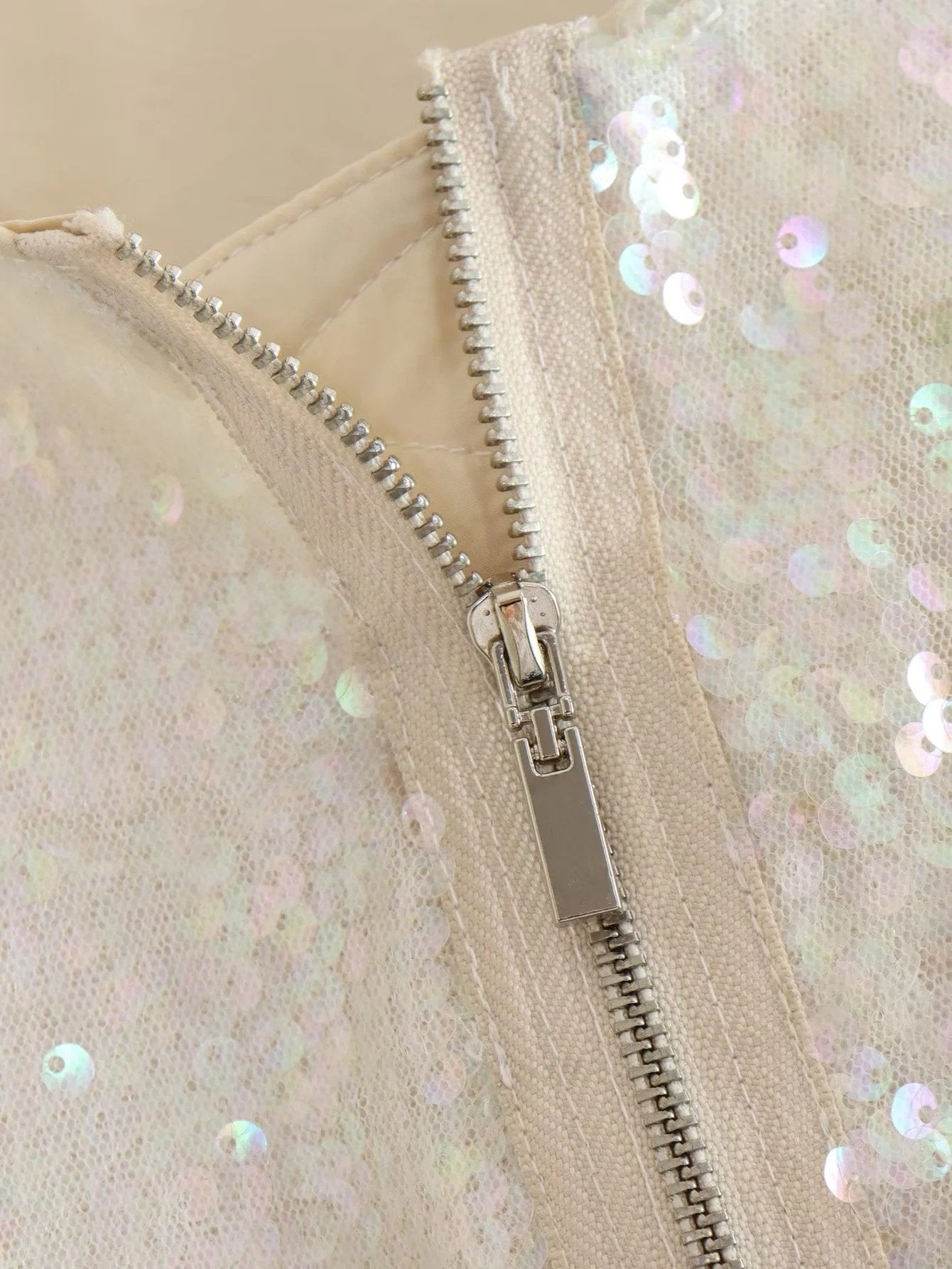 Bobby | Beige Bomberjas Met Pailletten